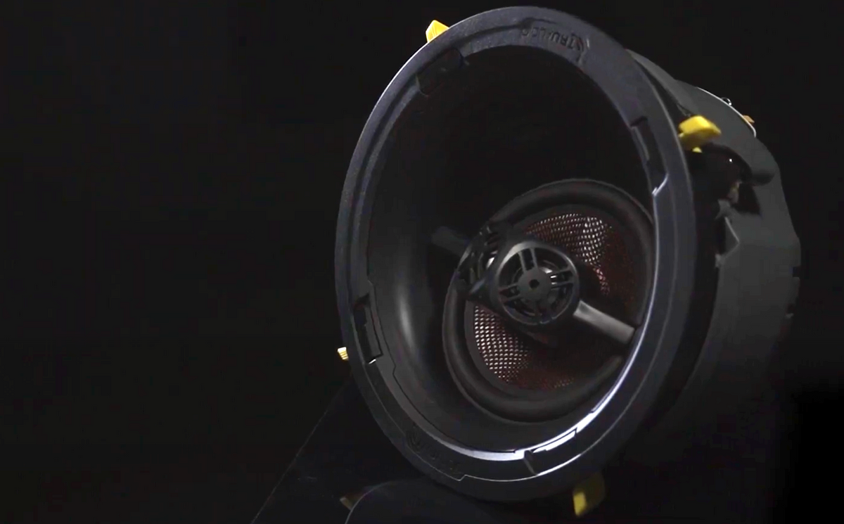 Altavoz LCR con Angulo para Techo | 3 Vias | Woofer 7in de Polipropileno | Tweeter de 1in | 150W | 8Ω