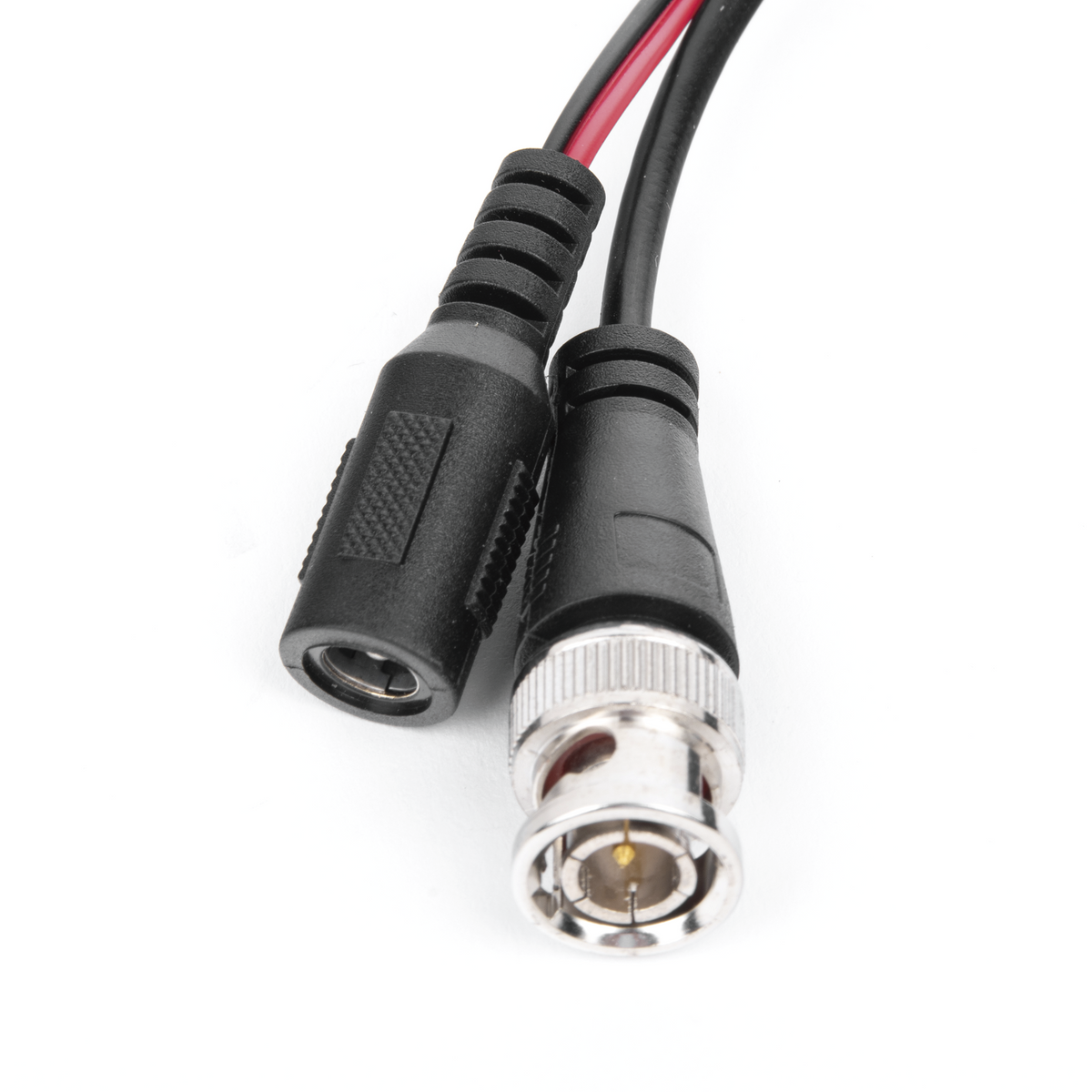 Kit de transceptores activos con conector para alimentación (12V/24Vcc/AC) TurboHD para aplicaciones de video por UTP Cat5e/6 en HD. Distancia de