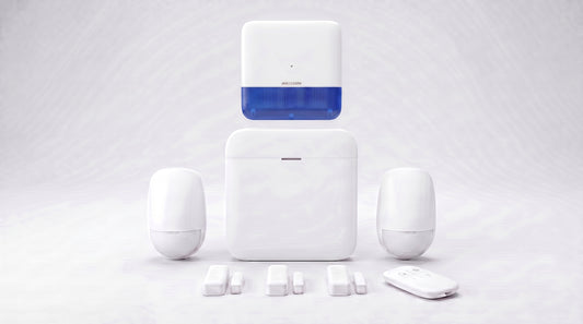 (AX PRO) KIT de Alarma AX PRO / Incluye: 1 Hub con batería de respaldo / 2 Sensores PIR / 3 Contactos Magnéticos mini / 1 Control Remoto / 1 Sirena