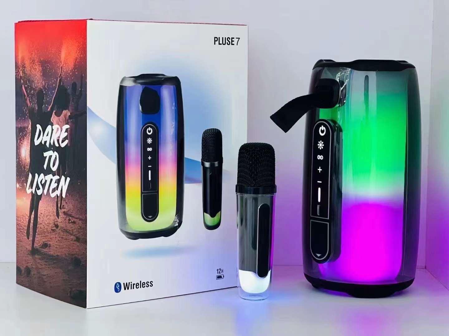 Bocina Altavoz Bluetooth Pulse7 colorido, luz ambiental de 360 grados, con opción de 1 o 2 microfonos para usar como karaoke, con batería incorporada - Ciaespinoza.com
