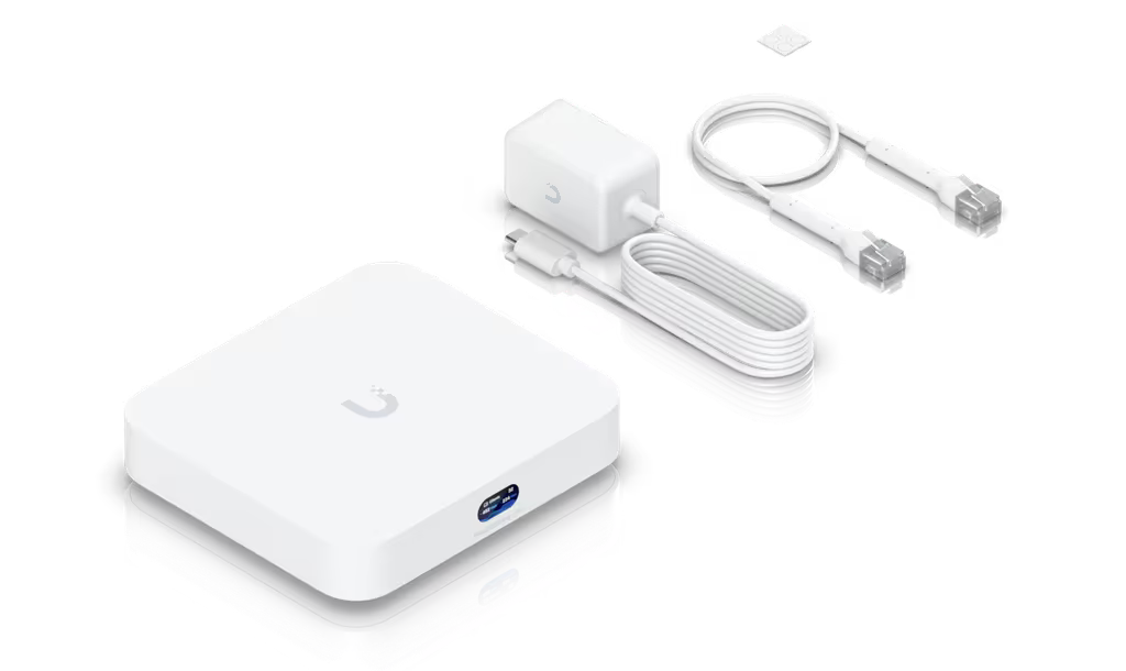 UCG Ultra Cloud Gateway Compacto con Soporte para hasta 30+ Dispositivos UniFi, 300+ Clientes, Enrutamiento IDS/IPS de 1 Gbps y Balanceo Multi-WAN