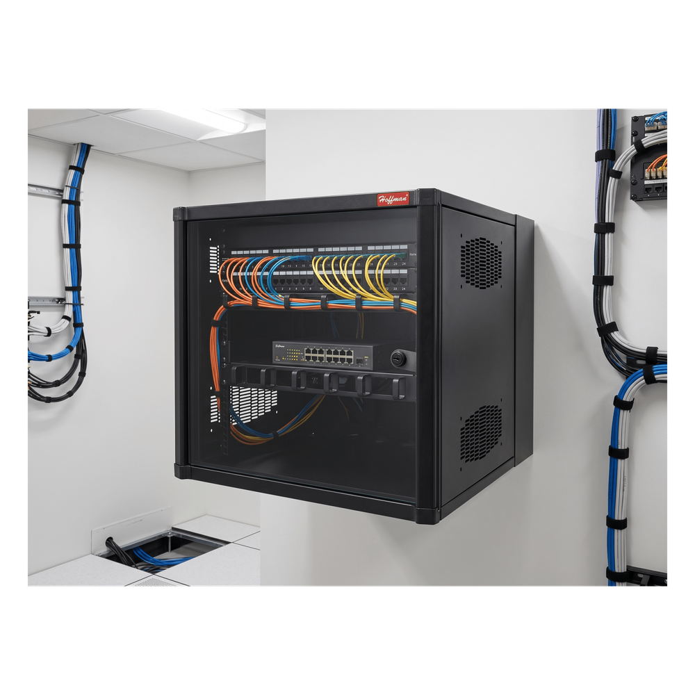 Gabinete AccessPlus de 12 UR Montaje en Pared de 19in, Rieles Numerados y Roscados #10-32, Puerta con Ventana de Seguridad, 600 mm de Ancho, 637 mm
