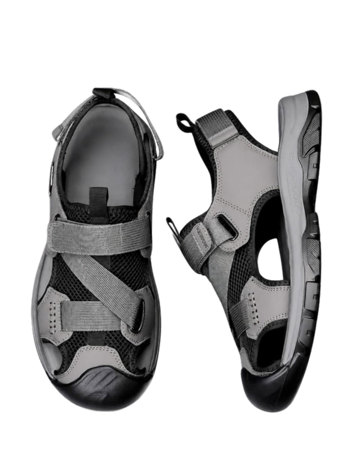 Sandalias deportivas de punta cerrada para hombre en gris y negro, suela antideslizante, en fondo blanco