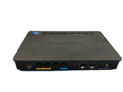 Router Gigabit VPN / Balanceador de cargas / 30,000 sesiones NAT / 4 puertos 10/100/1000 Mbps + 2 puertos SFP (WAN/LAN) / 1 puerto entrada PoE(af/at)