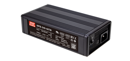 Cargador para Baterías de Plomo Ácido y Litio / 13.5A / 12V / Bancos de 55 a 180 Ah/ Con cable de alimentación