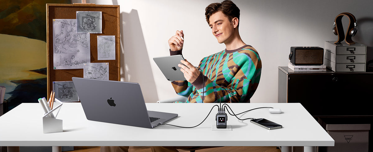 Cargador RobotGaN de 100W Serie UNO | 4 Puertos de Carga Rápida | 3 USB-C | 1 USB-A | PD 3.0 | QC 4.0 | Carga Inteligente | Tecnología GaN II |