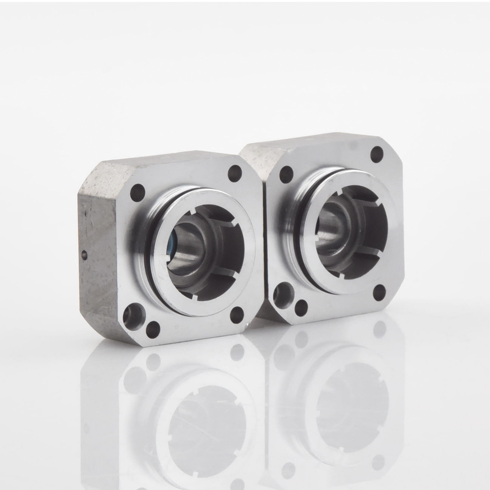 Brida de aluminio delantera para operadores FAAC 402/422
