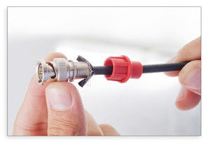 Conector a Presión Azul / Para Conectores BNC / Instalación Simple, Rápida, Resistente y de Calidad