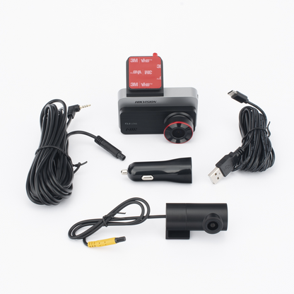 Dashcam de Doble Lente Hikvision AE-DC2328-C200S(2CH) / 2 Megapixel (1080p) Frontal e Interior / Gran Angular 128° / H.265 / Pantalla IPS 3" / WiFi