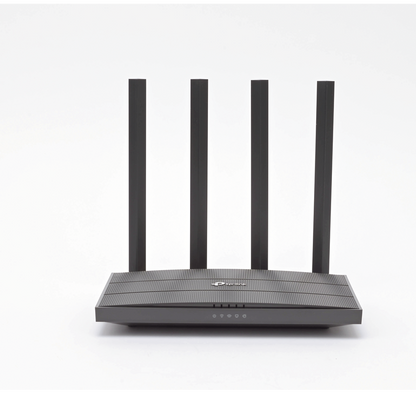 Router inalámbrico WiFi 5 ac / Wave 2 MU-MIMO 3x3 1900 Mbps / Doble Banda 2.4 y 5 GHz / 1 puerto WAN 10/100/1000 Mbps / 4 puertos LAN 10/100/1000