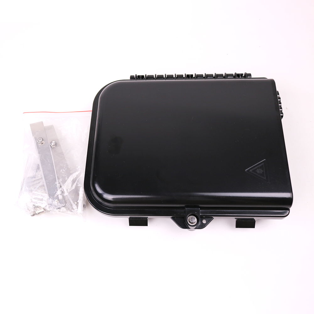 Cierre de Empalme para 24 fusiones de fibra óptica, Interior/Exterior, 3 Entradas para Cable Ø 6-12mm, con 8 acopladores SC/APC y splitter 1x8 SC/APC