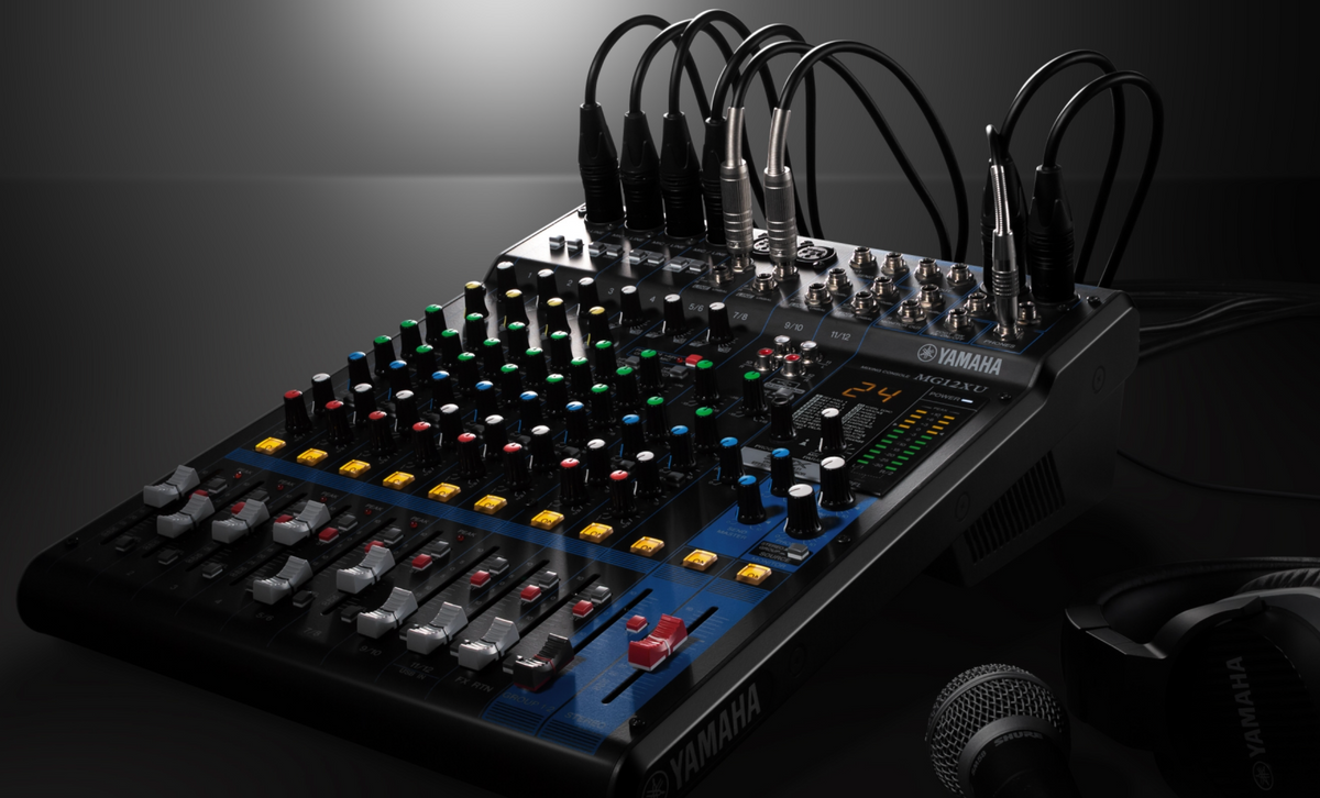 Mezcladora de Audio | 6 Canales | 2 entradas de micro/6 de línea (2 mono + 2 estéreo) | Efectos Integrados | Alimentación Phantom