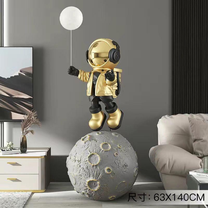 Estatua de astronauta, diferentes modelos de 80cm a 140cm - Ciaespinoza.com