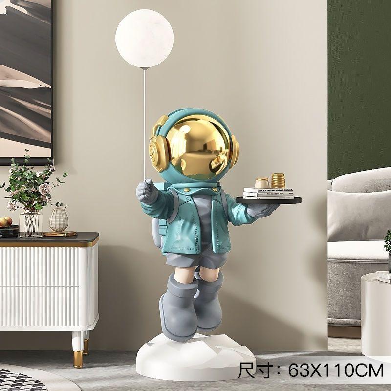 Estatua de astronauta, diferentes modelos de 80cm a 140cm - Ciaespinoza.com