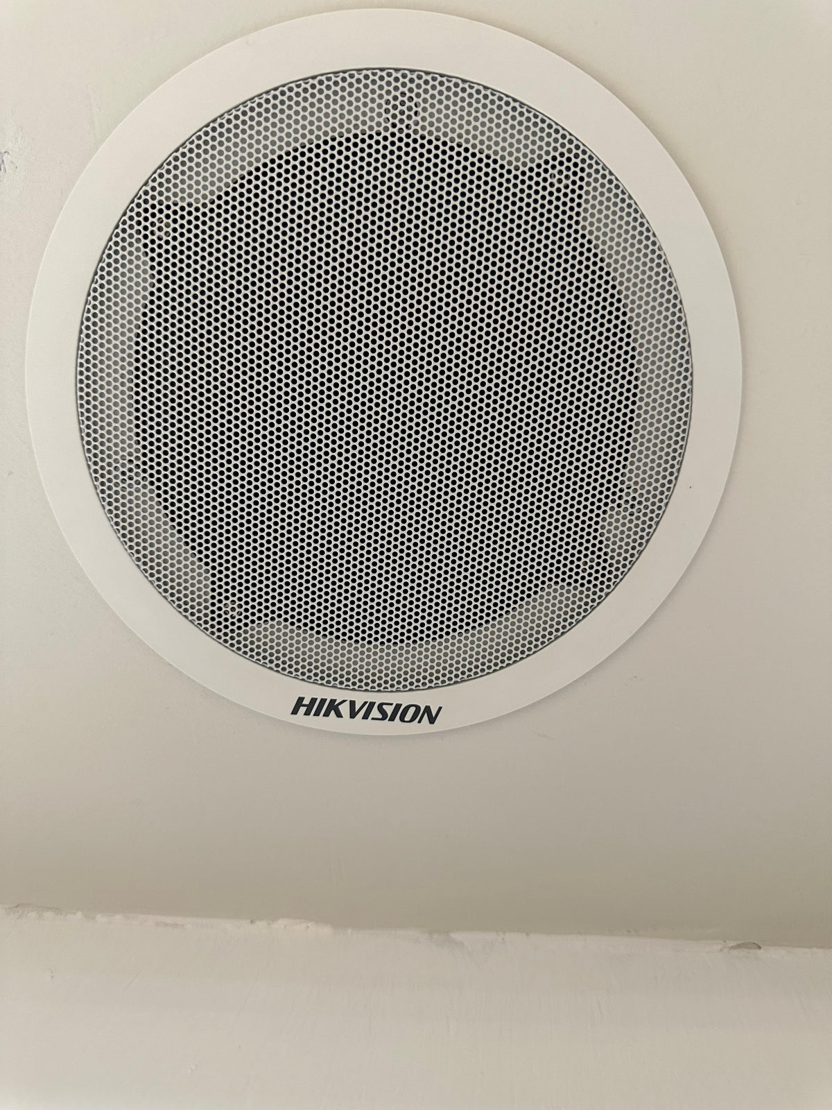 Bocina (Altavoz IP ) Con Bluetooth | Tipo Colgante | No requiere amplificador | PoE | Entrada de alarma |Tweeter 1.0-inch | Woofer 6.5-inch | Voceo