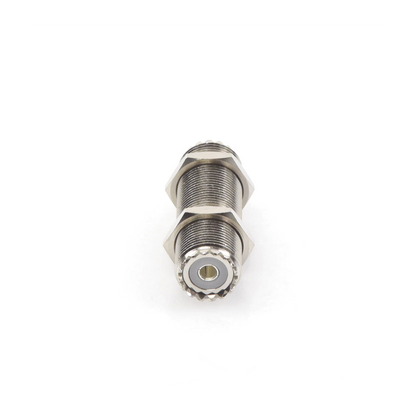 Adaptador Pasamuros de Doble UHF Hembra (SO-239), Montaje para Panel con Rosca Estándar