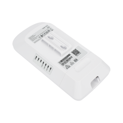 CPE Puente Inalámbrico Punto a Punto / Wi-Fi 5 802.11ac Wave2 867 Mbps / Antena 13 dBi MIMO 2x2 / 2 Puertos PoE Out 802.3AF / Enlace 3 km (1.86 mi)