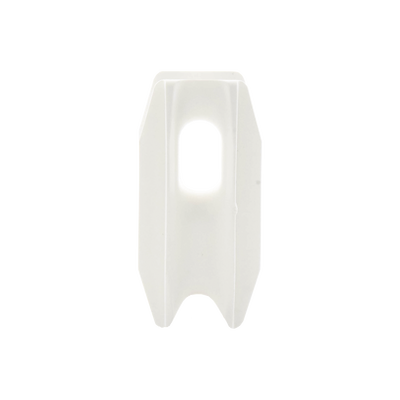 Aislador Blanco de Esquina para Cercos Eléctricos / 18 kV / Resinas Vírgenes / Resistencia 7.5-10.2 kg / Anti UV / 66 mm x 31.6 mm