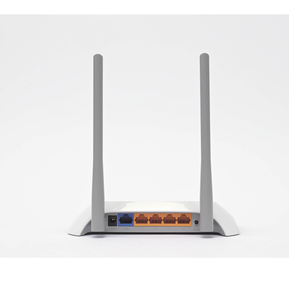 Router Inalámbrico para WISP con Configuración de fábrica personalizable / 2 Antenas 5dBi / 4 Puertos LAN 10/100Mbps / MIMO 2x2 / Control de Ancho de