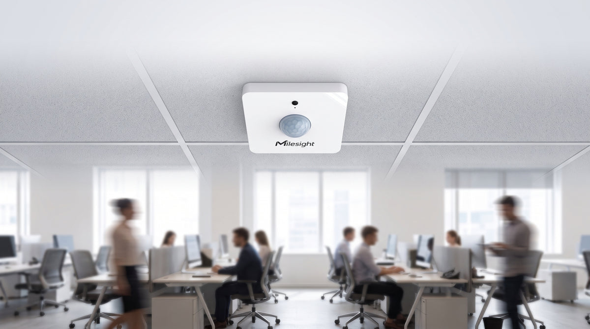 Sensor de Ocupación PIR y Luz LoRaWAN / Automatización de Iluminación para Edificios Inteligentes (BMS) / Detección 120° x 100° / 8 Metros / 1-60000