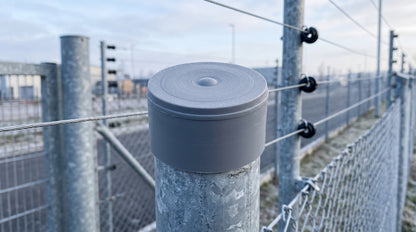 Tapón de Alta Resistencia con Anti UV para Postes de Cercos Eléctricos / 1" (25.4 mm) / Polipropileno Virgen / Color Gris / -30°C a 80°C
