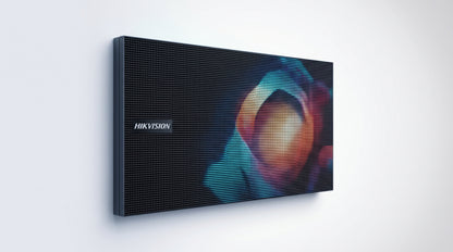 Modulo LED / Pitch 1.53 mm / Rígido / Interior / Resolución 208 × 104 / Brillo 550 cd/m² / 3840 Hz