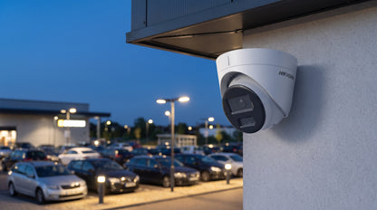 [Dual Light] Turret IP 4 Megapixel / Lente 2.8 mm / 30 mts IR + 30 mts Luz Blanca / Micrófono Integrado / ACUSENSE Lite / Exterior IP67 / H.265 / PoE