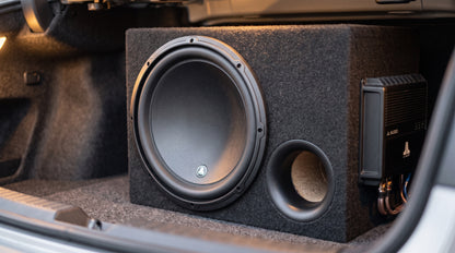 Subwoofer JL Audio® W3v3 / Car Audio / 4 Ohm / 600 W RMS / Polipropileno Relleno de Minerales / Excursión Lineal 15.5 mm / Caja Sellada o con Puerto