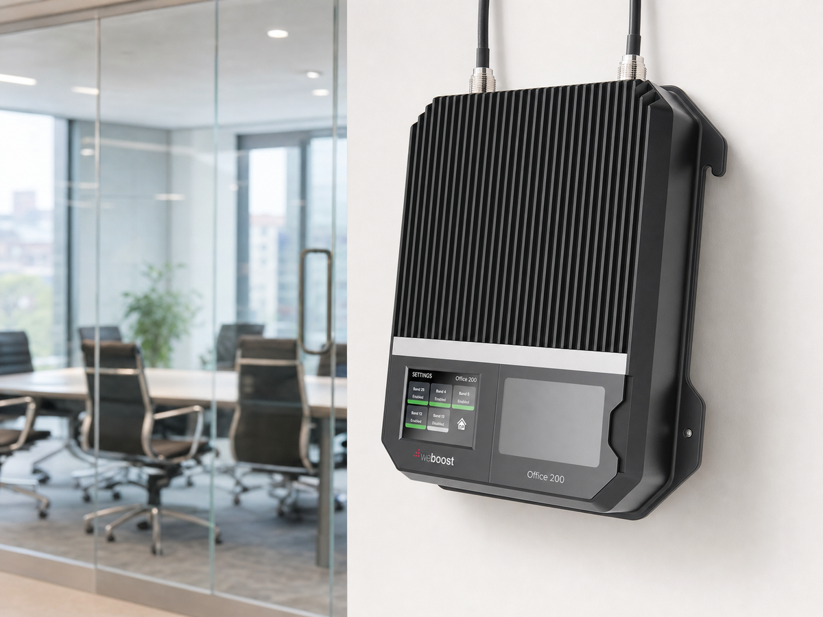 Amplificador Office 200 / 2G, 3G, 4G y llamadas / Personalízalo de acuerdo a tu requerimiento / Cobertura hasta 1,600 m² con 4 antenas