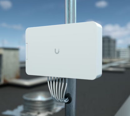 UniFi Flex Utility Pro – Gabinete Universal para Exteriores IPX6 Resistente a la Intemperie, Diseñado para Montaje en Pared o Poste