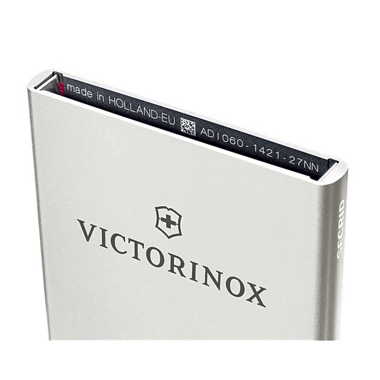 Tarjetero / Almacenamiento Seguro 4-6 Tarjetas / Aluminio Duradero / Protección RFID / Sistema Deslizamiento Patentado / Color Gris Claro.