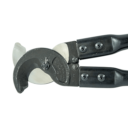 Cortador Multicable Estándar de 648 mm / Capacidad 1-3/8'' (3.5 cm) / Cuchillas Reemplazables / Mordazas Tipo Gancho / Acero Forjado / Mangos Fibra