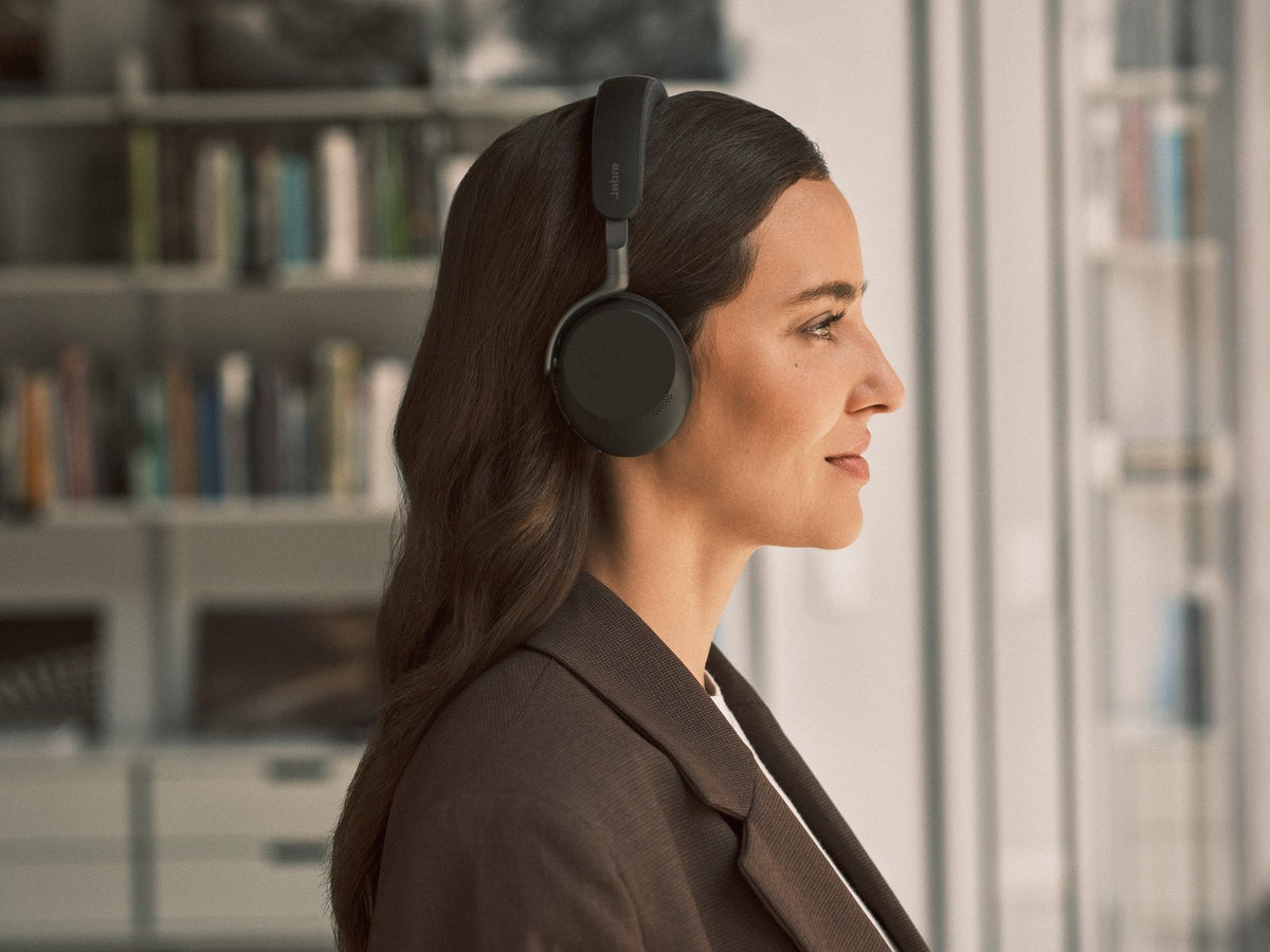 Headset Empresarial Inalámbrico / Bluetooth 5.3 / AI Jabra ClearVoice™ / ANC Adaptativo Avanzado / On-Ear Ultraligero 180g / Hasta 22h Llamadas