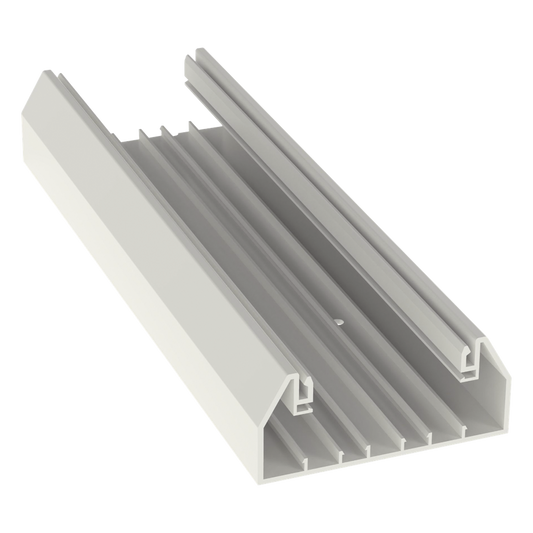 Base para canaleta T-70, de PVC rígido, con orificios perforados para montaje, 103.3 x 44.9 x 2400 mm, Color Blanco Mate