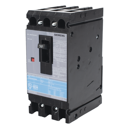 Interruptor Termomagnético ED6 600V 3X50A, Con zapatas principales.