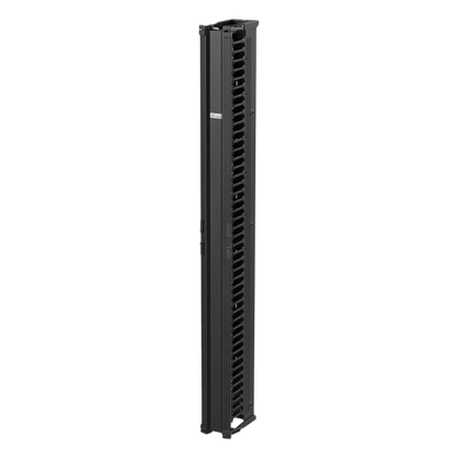 Organizador Vertical CableTek, Sencillo (Solo Frontal), Para Rack Abierto de 45 Unidades, 6 in de Ancho, Color Negro