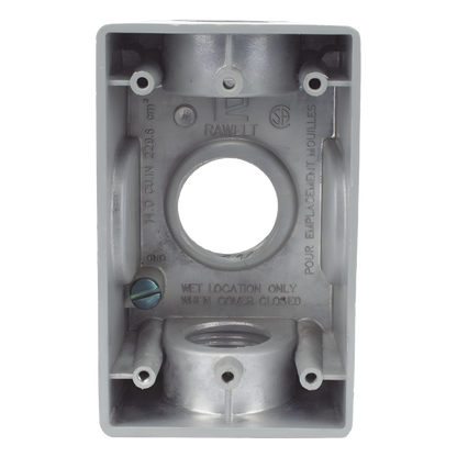 Caja Condulet FS de 1" (25.4 mm ) con tres bocas una arriba y una atrás a prueba de intemperie.