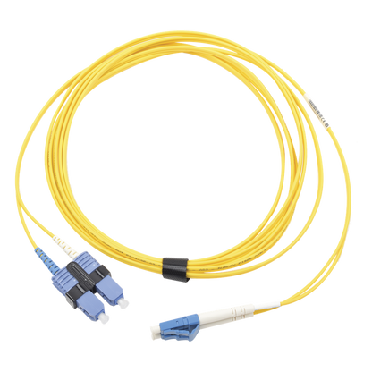 Jumper de Fibra Óptica Monomodo (OS2), XGLO, LC/UPC-SC/UPC Duplex, OFNR, Color Amarillo, 3 Metros (9.84 Pies)
