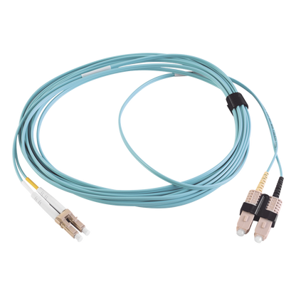 Jumper de Fibra Óptica Multimodo 50/125 XGLO OM3, LC-SC Duplex, OFNR, Color Aqua, 5 Metros (16.40 Pies)