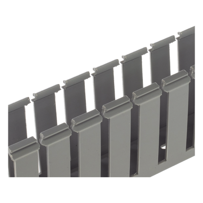 Canaleta Ranurada de PVC sin Tapa, Tipo G, 3.25 in de Ancho, 3.12 in de Alto y 1828.8 mm de Largo, Color Gris