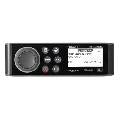 Sistema de Audio Marino MS-RA70 / Pantalla LCD Monocroma 2.6" / Tecnología Multi-Zone™️ 2 Zonas / Potencia Pico 200 W / Bluetooth® y ANT®