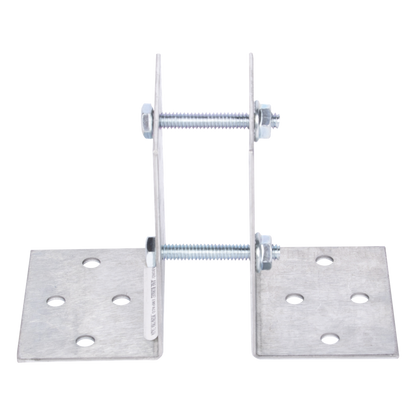Base Multiposición para postes de paso o esquina / Acero Galvanizado Cal. 12 / 0.36 kg / Kit de Tornillería Incluido / Compatible con 7 Modelos