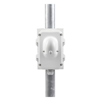 Montaje de Poste para Domos Hikvision / Color Blanco / Uso en Exterior
