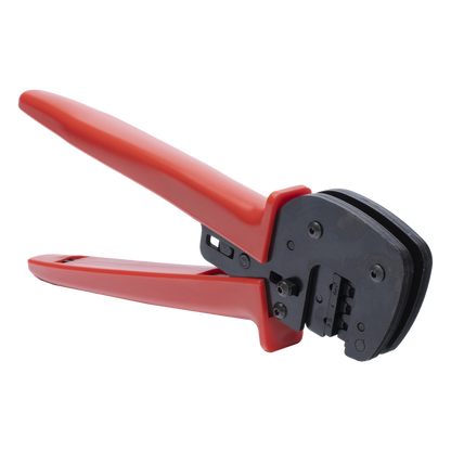 Pinza para Ponchar / Crimpar terminales de Conectores MC4 para paneles solares.
