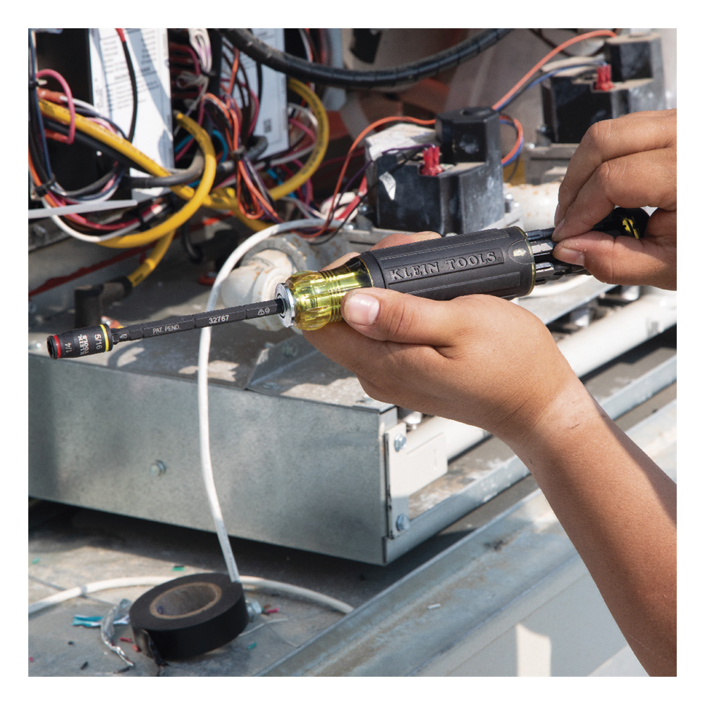 Desarmador 14 en 1 para HVAC de Longitud Ajustable, con Dado Girado