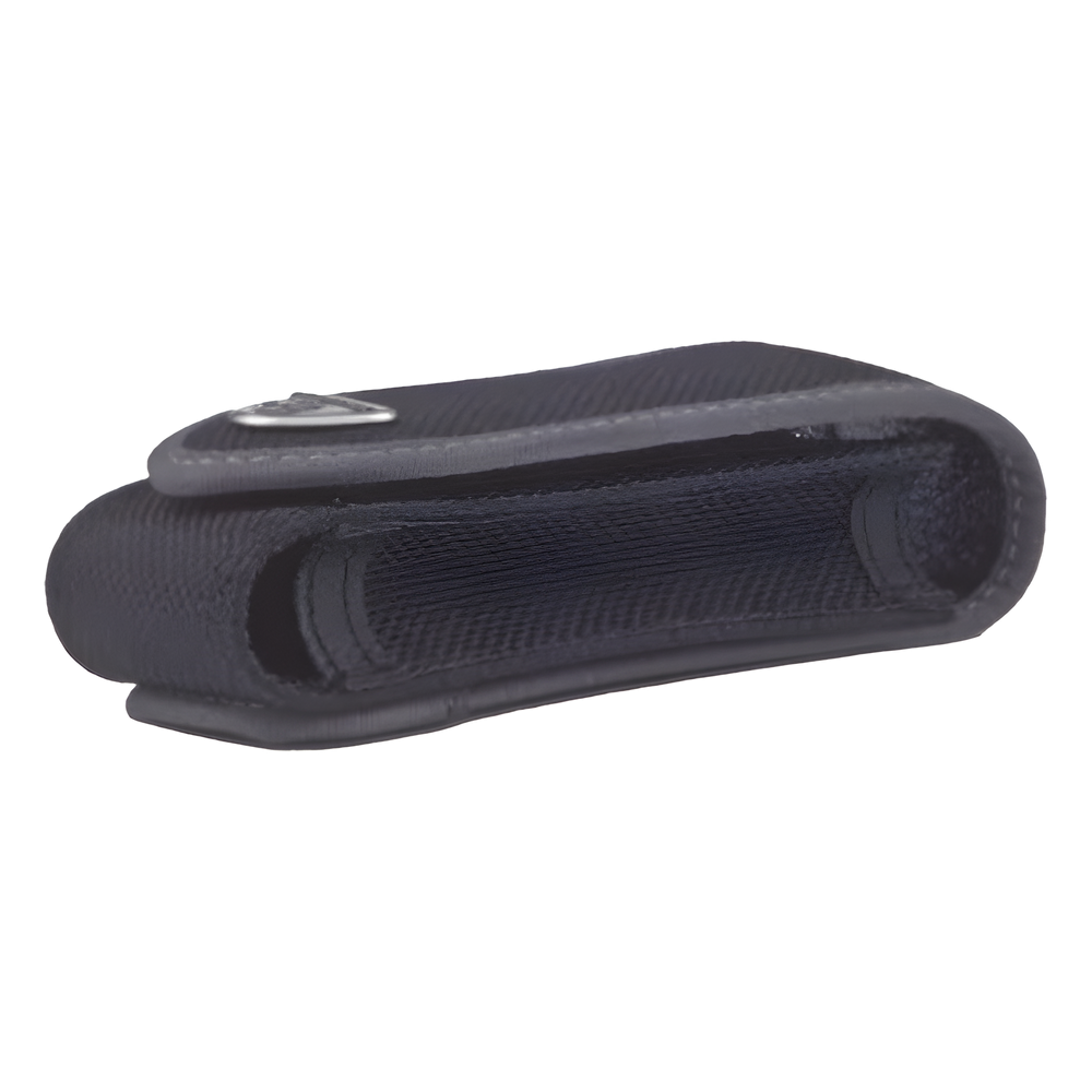 Funda Victorinox, Fabricada en Nailon color Negro para Navajas Serie SwissTool.