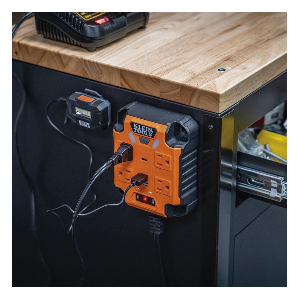 Multicontacto Powerbox 1, con 4 Salidas 120 Vca, 2 USB-A / 1 USB-C, Luces LED Integradas y Soporte Magnético