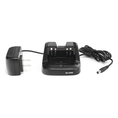 Cargador Rápido de Escritorio / Carga en 2.2 Horas / LED Multicolor / Protecciones de Voltaje y Temperatura / Para Batería TXBP298 y Radios ICOM