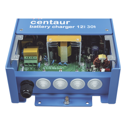Centaur 24/30 / Cargador de Baterías 24V, 30A / Para Ambientes Marinos y Terrestres. / Bancos de 120 a 300 Ah