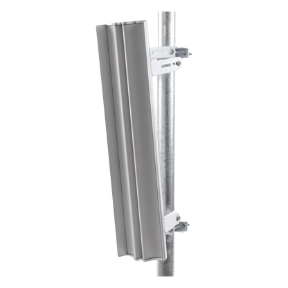 Antena sectorial para estaciones base airMAX AC de 60° de cobertura horizontal, en 5 GHz (5150 - 5875 MHz) de 21 dBi